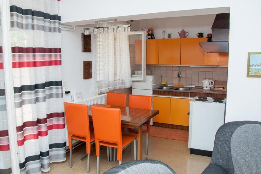 Holiday Home Skale Бъртонигла Екстериор снимка